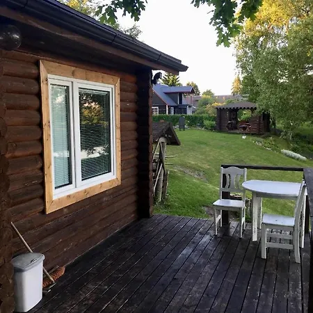 Tammiste Puhkemaja * Pärnu